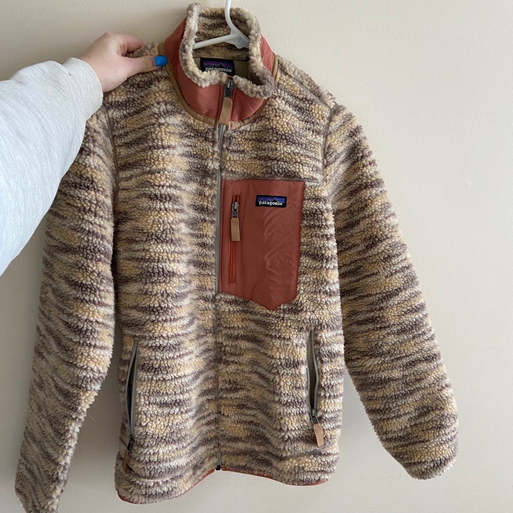 EUC patagonia retro jacket